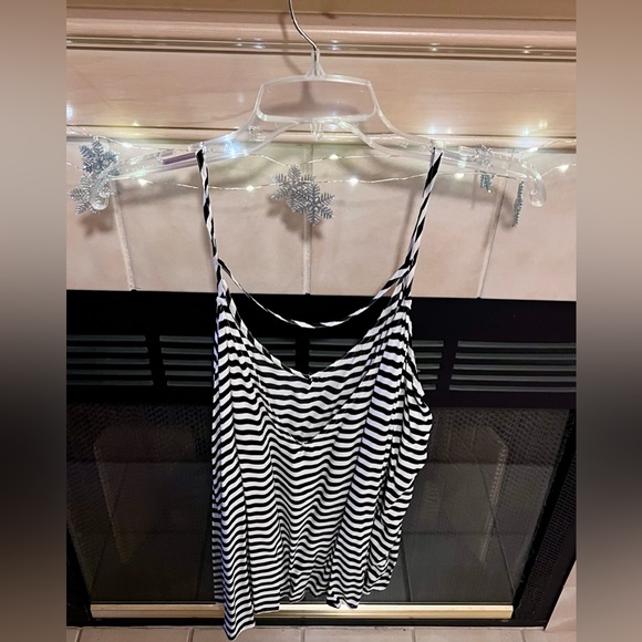 Old Navy Size XXL Low Back Striped Tank - Picture 1 of 5